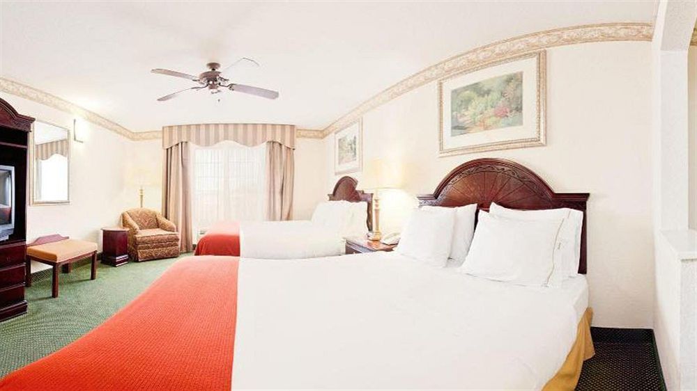 Holiday Inn Express Hotel & Suites Gainesville By Ihg Kültér fotó