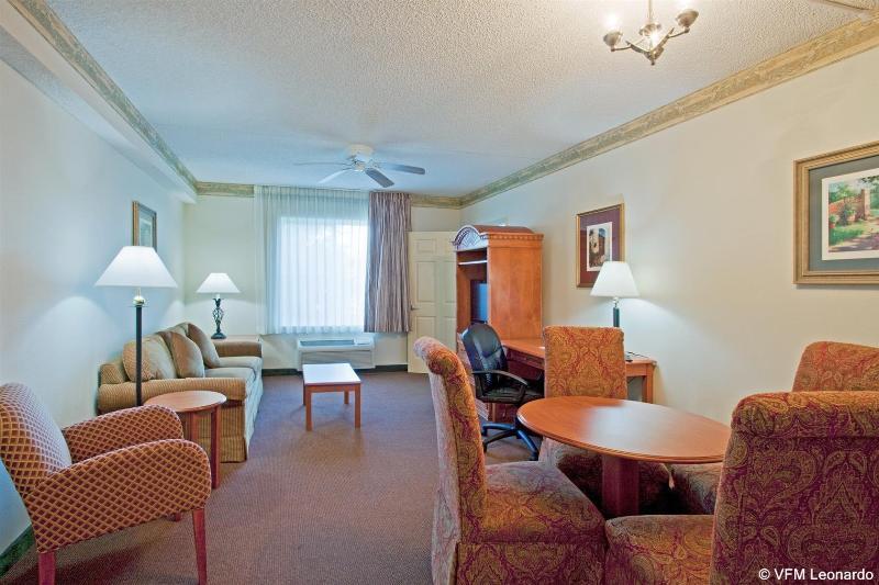 Holiday Inn Express Hotel & Suites Gainesville By Ihg Kültér fotó